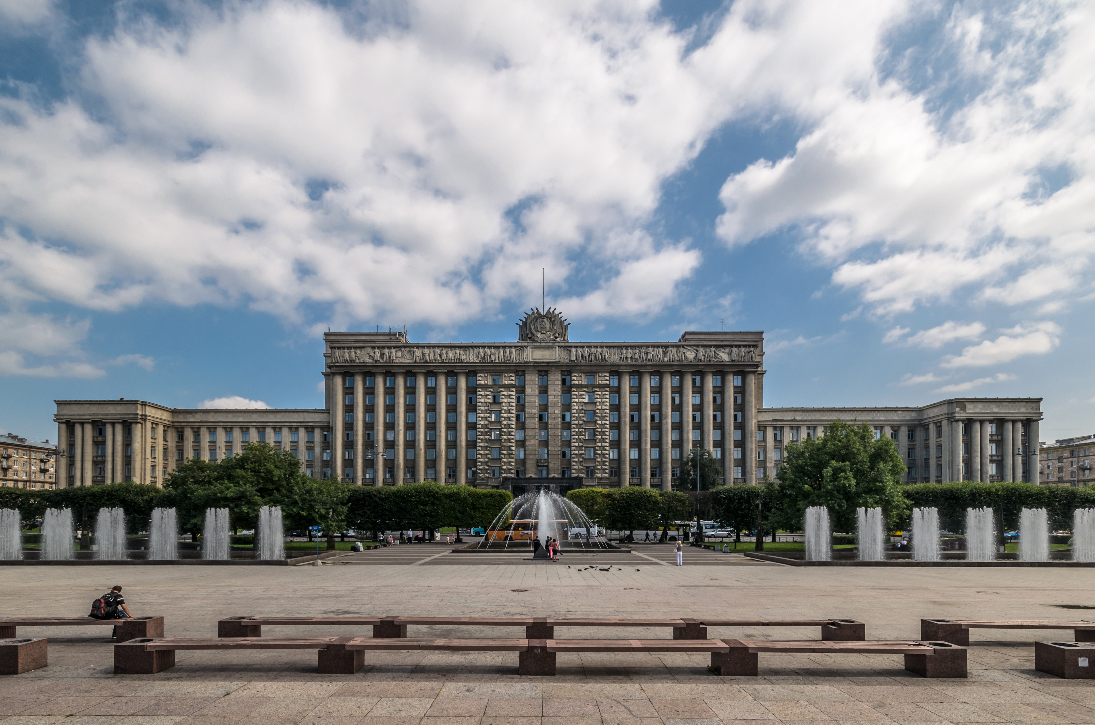 Белый дом в санкт петербурге